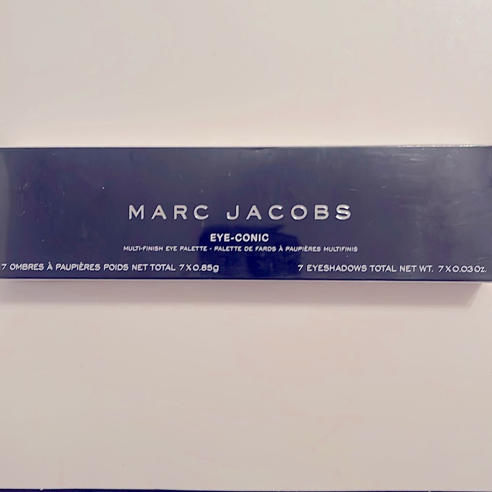 Marc Jacob's Eye-Iconic Multi-Finish Eye Palette 740 Scandalust